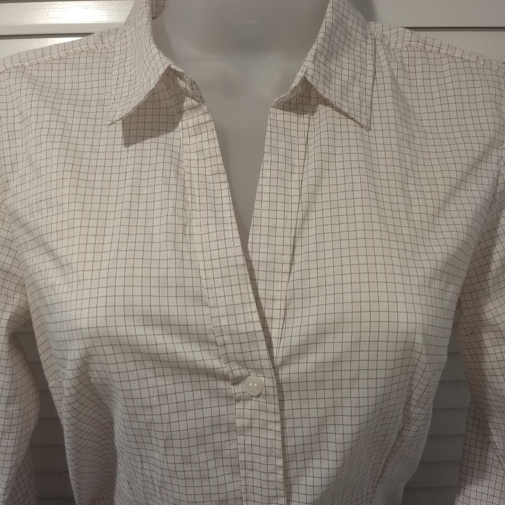 H&M pale pink and white shirt